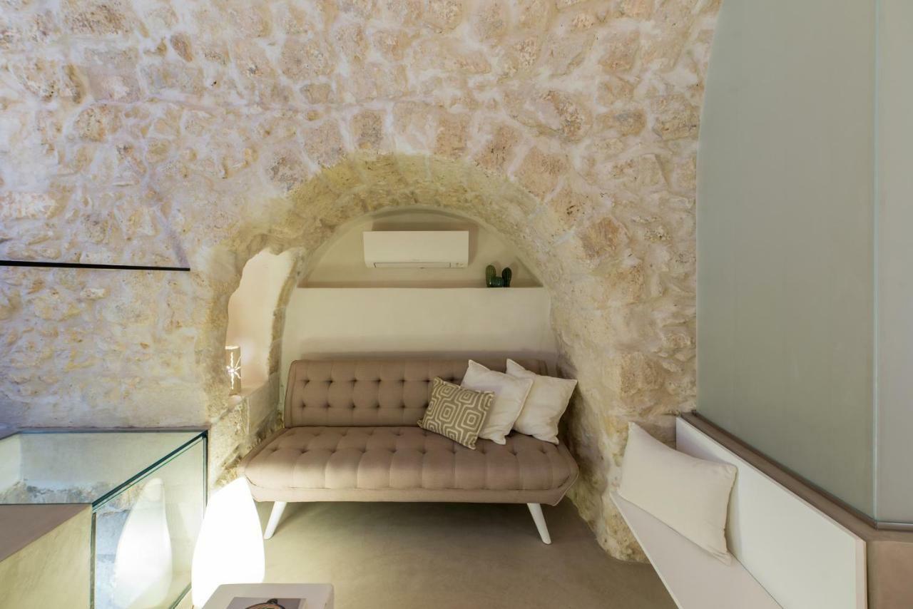 Vittoria Luxury Suite A Ostuni By Wonderful Italy ภายนอก รูปภาพ