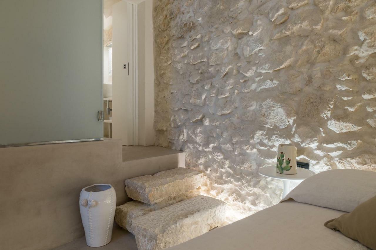 Vittoria Luxury Suite A Ostuni By Wonderful Italy ภายนอก รูปภาพ