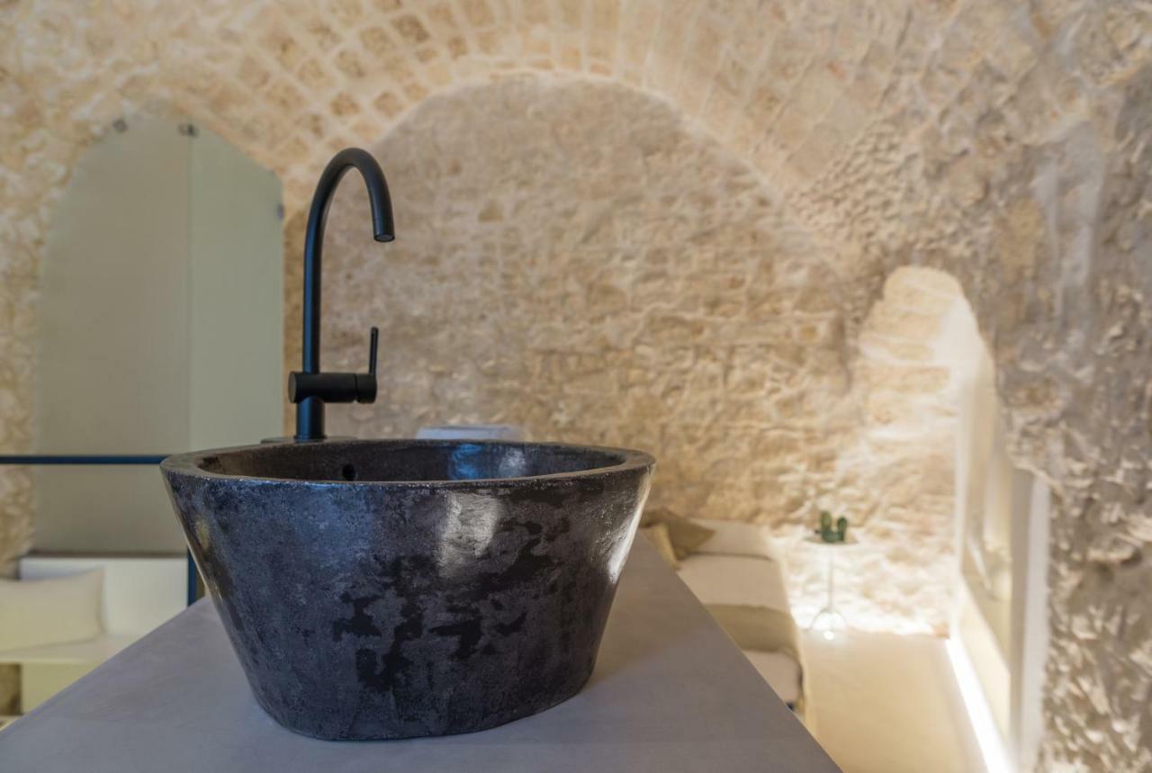 Vittoria Luxury Suite A Ostuni By Wonderful Italy ภายนอก รูปภาพ
